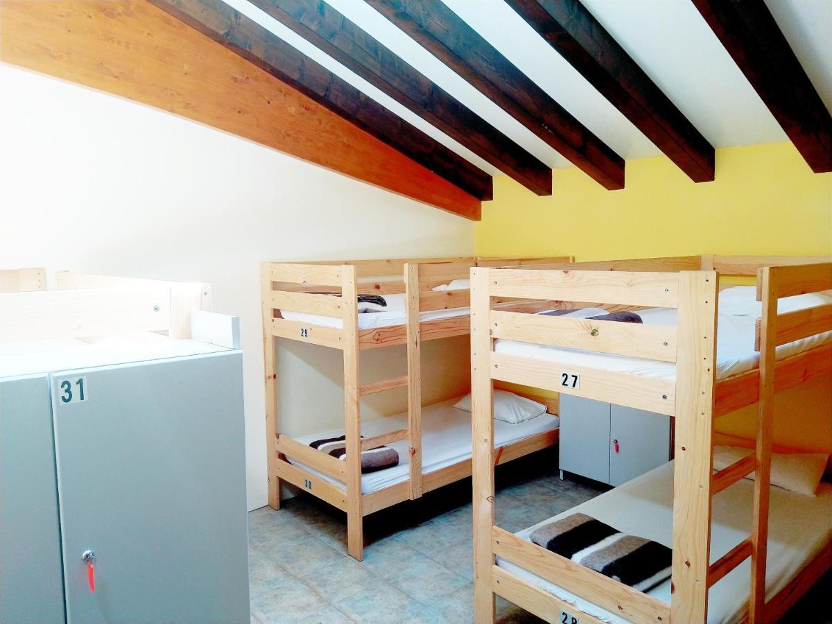 Amaiurko Aterpea Hostel Maya del Baztán Buitenkant foto