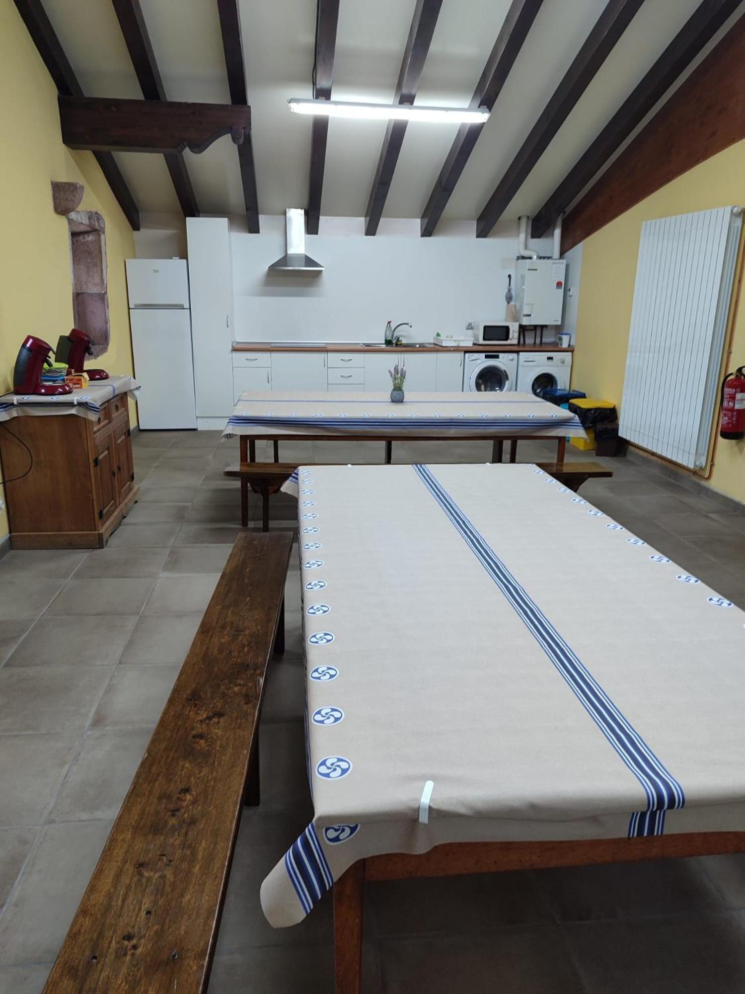 Amaiurko Aterpea Hostel Maya del Baztán Buitenkant foto